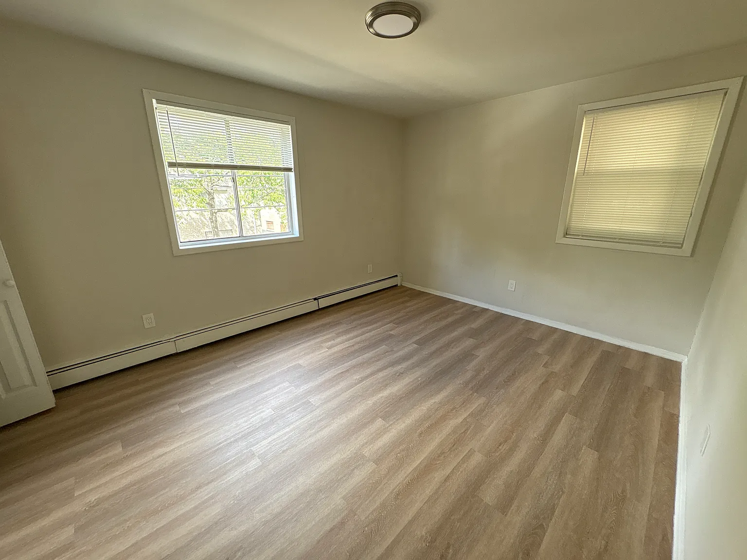 2 bed, 600 sqft, $1,795 — Photo 4