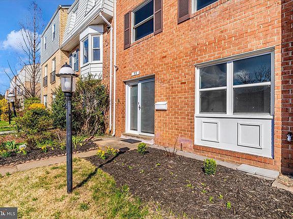 2nd image of 55 Timber Rock Rd