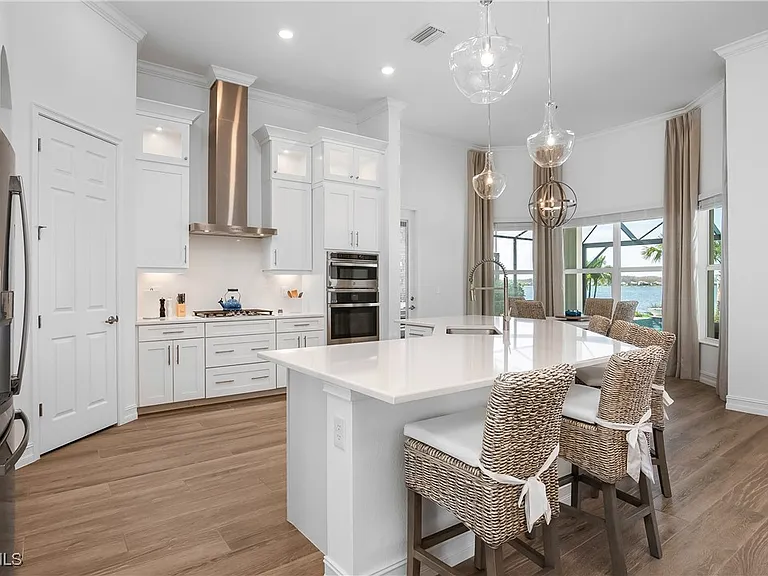13974 Blue Bay Cir — Photo 32