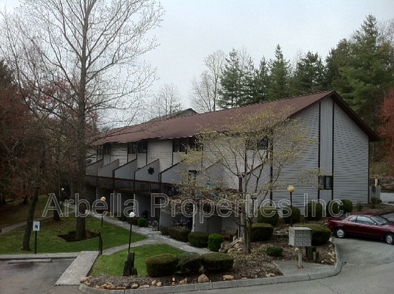 1st image of 420 W Jackson Blvd APT 20
