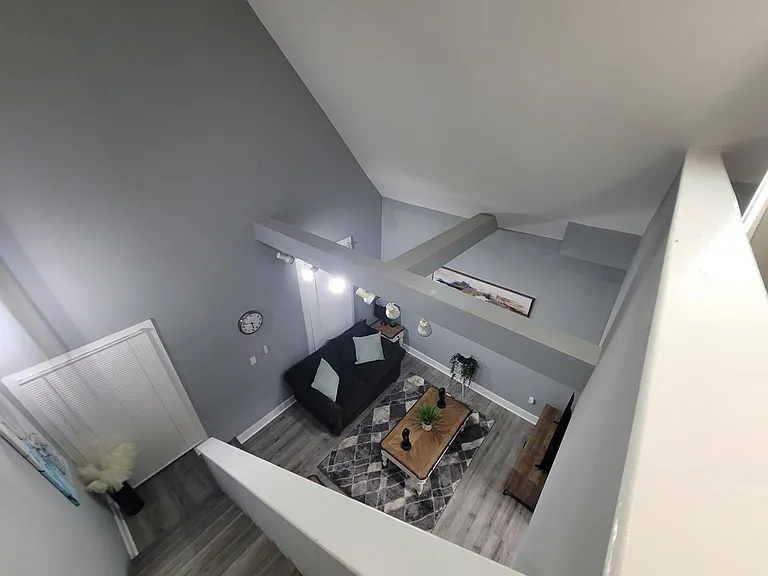 2818 N Capitol Ave #4 — Photo 14