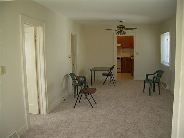 5 DALE-2, LIVING ROOM