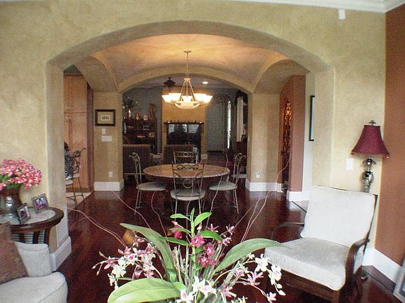 4th image of 1632 S Summerlin Ave