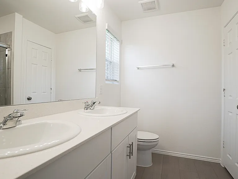 2043 Pleasant Knoll Cir — Photo 8