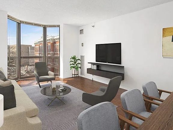 5th image of 1015 N Lasalle St #408