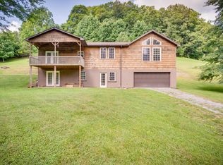 424 Toll Branch Rd, Johnson City, TN 37601