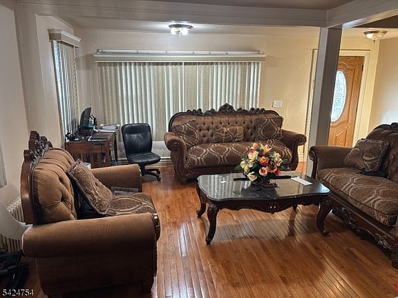 2nd image of 20 Whittlesey Ave