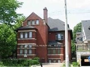 228 Saint George St #7, Toronto, ON M5R 2N5