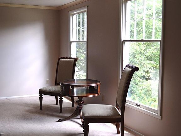 4th image of 7894 Winterberry Dr