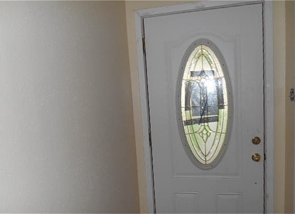 4th image of 106 Meadow Dr