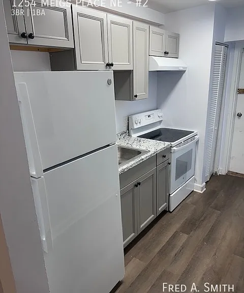 1254 Meigs Pl NE #2 — Photo 1