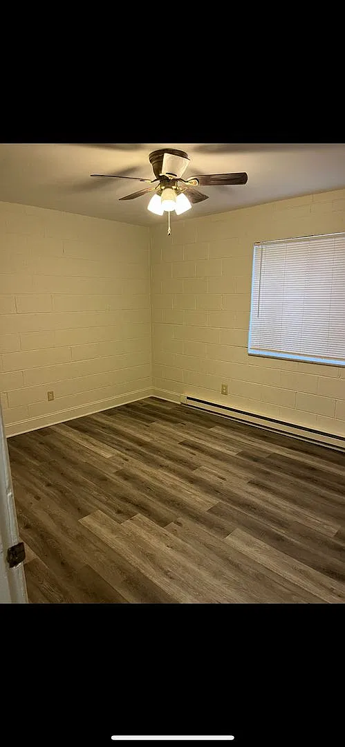 Herd Flats - 1528 6th Ave — Photo 3