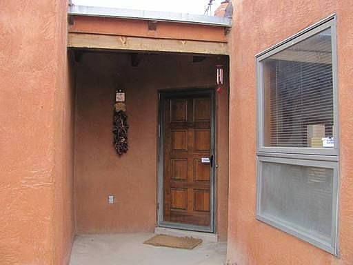 2nd image of 1024 Stanford Dr NE