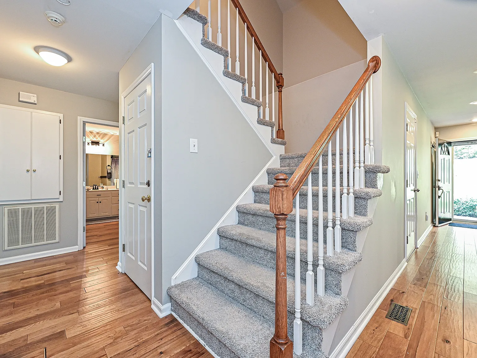 1 bed, 3175 sqft, $800 — Photo 3