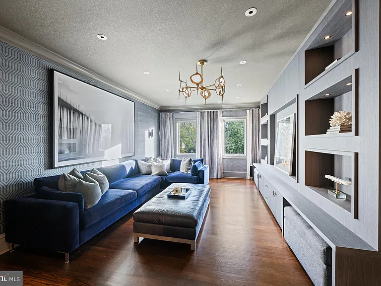 8305 Fox Haven Dr — Photo 41