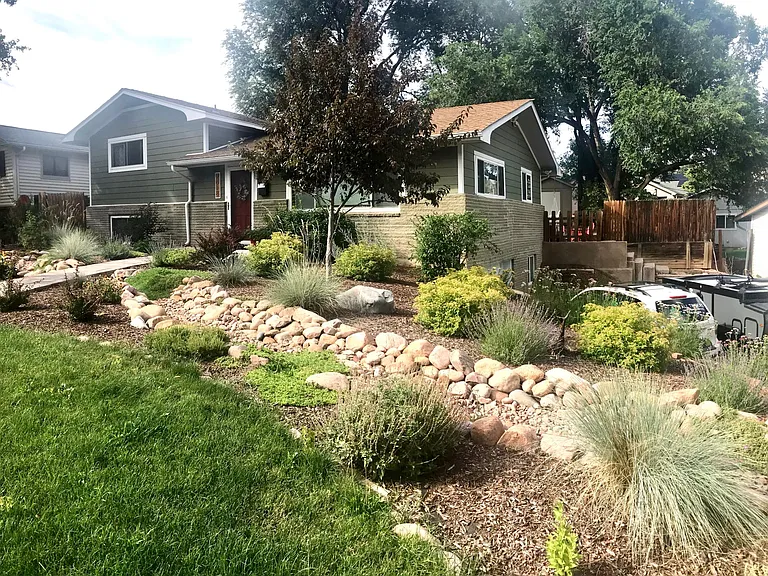 2618 W Bijou St — Photo 1