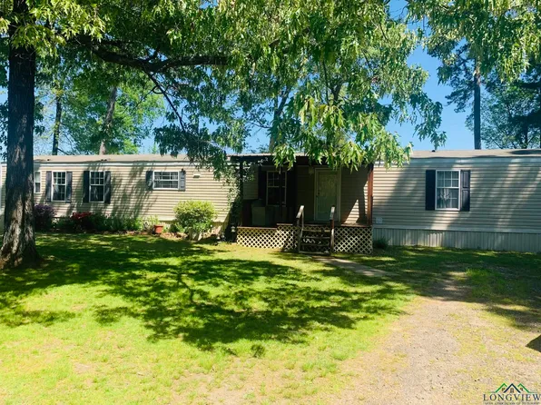 806 E 13th St, Hooks, TX 75561