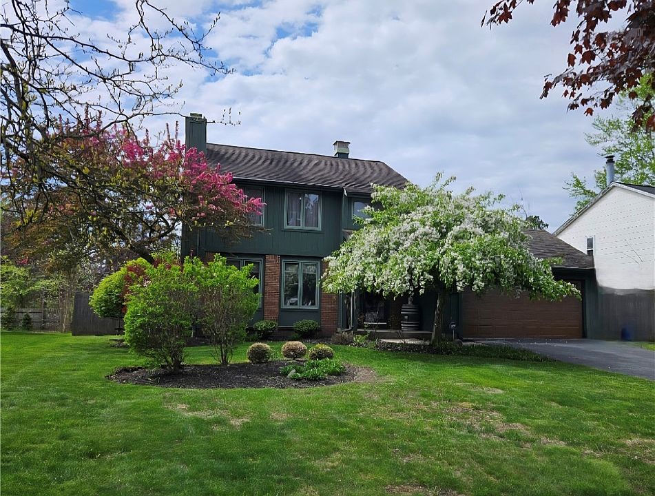 1st image of 344 Bramblewood Ln