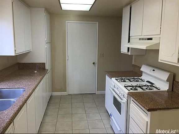 4th image of 8642 Hillmon Ct