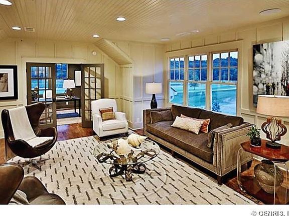 3rd image of 1 High Stone Cir