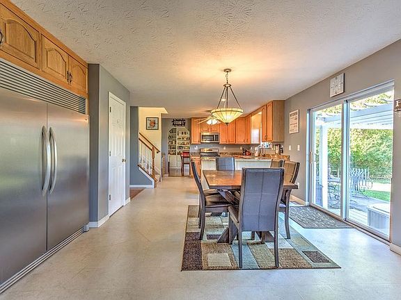 4th image of 4478 Randall Dr