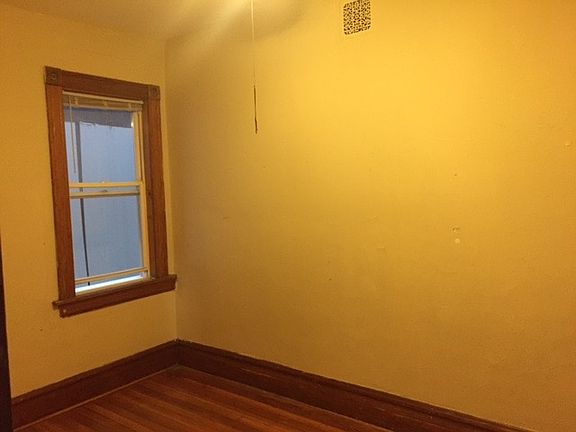 5th image of 1306 N Western Ave #1