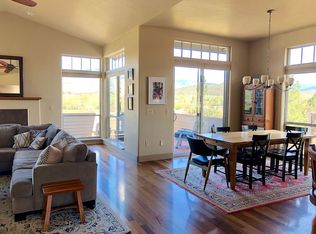 554 Sutton Pl, Ashland, OR