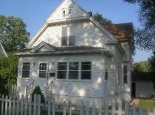 267 Gertrude St, Elgin, IL 60123