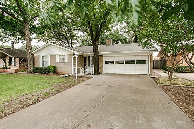 1st image of 2206 Fairfax Dr