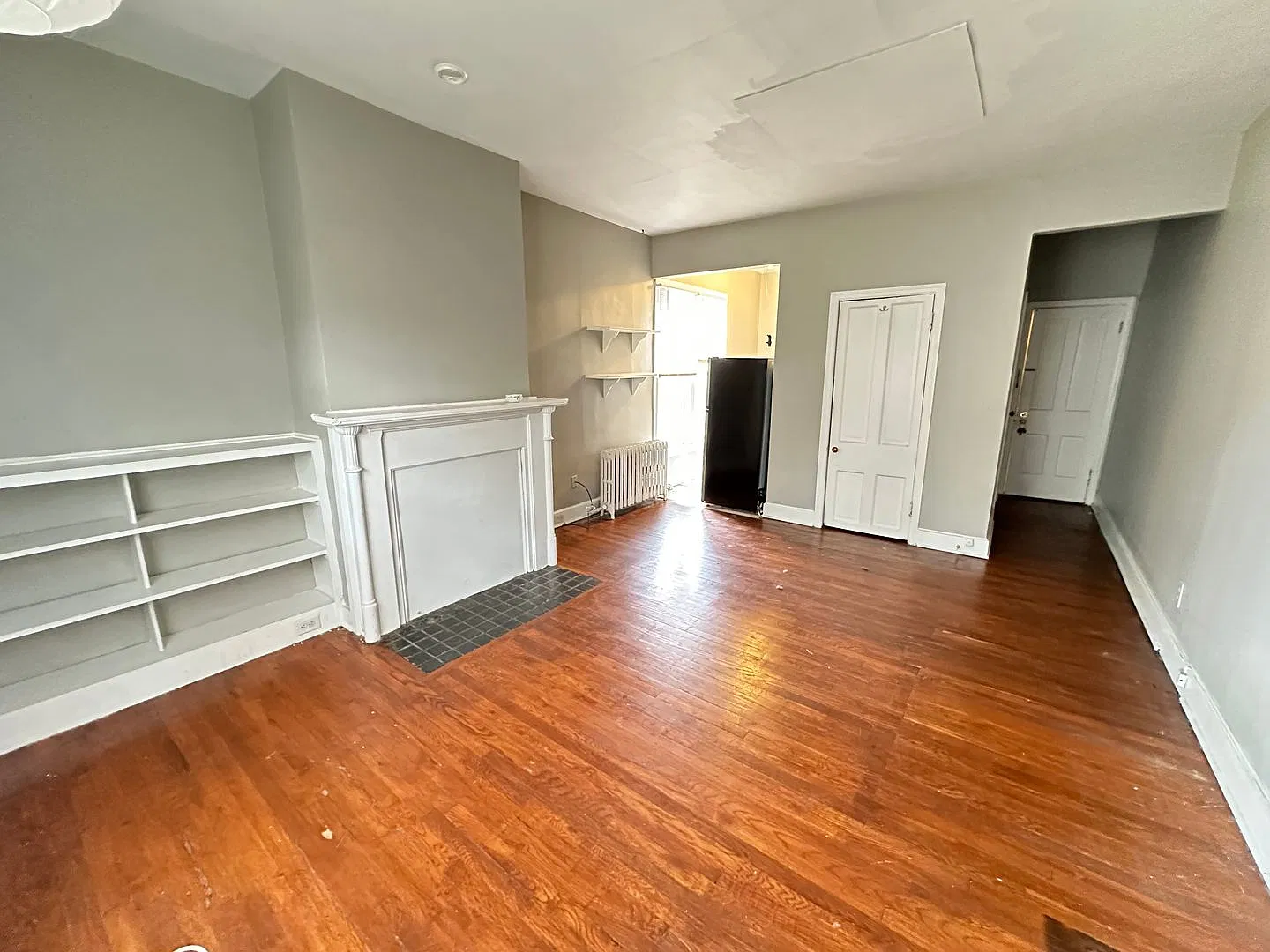 W 6th 304-314 MLR — Photo 4