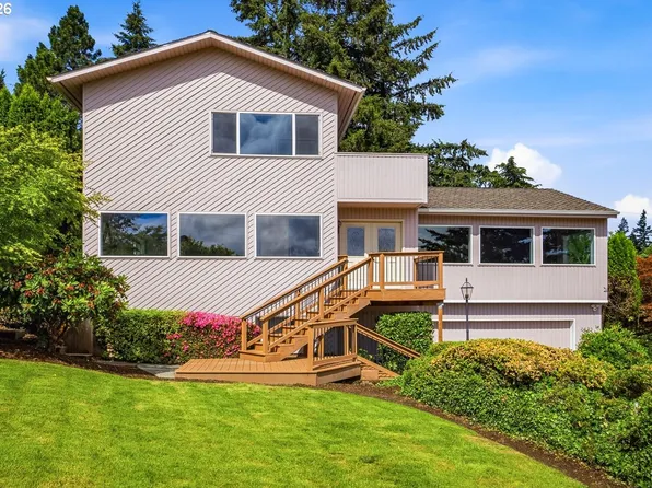 2695 Hillcrest Dr, West Linn, OR 97068