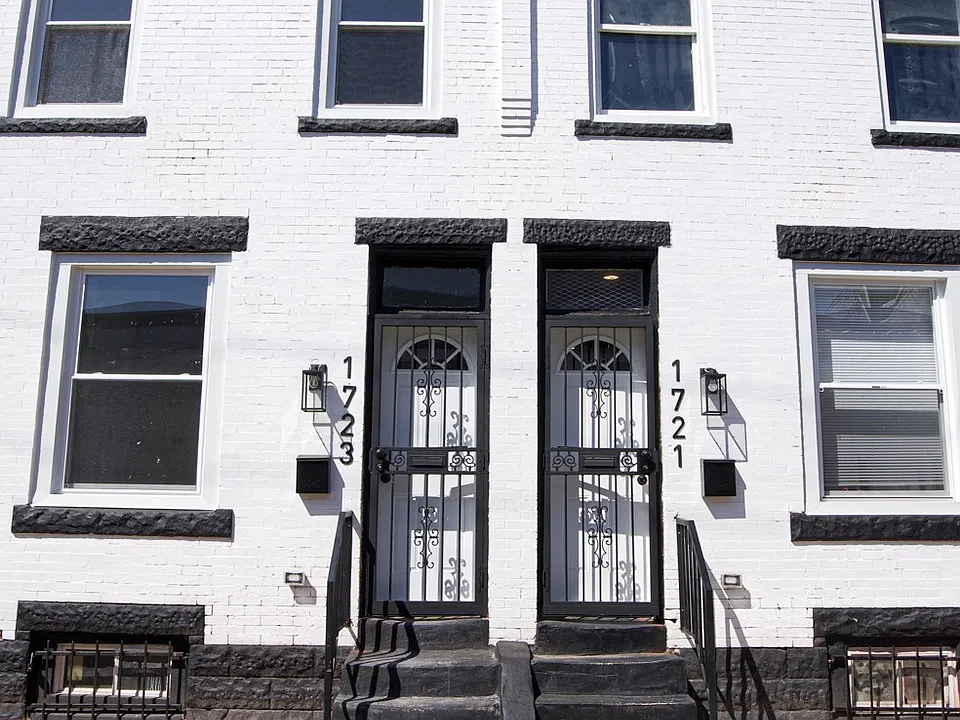 1721 W Lippincott St