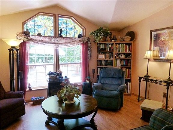 4th image of 12941 Campbell Ln SE