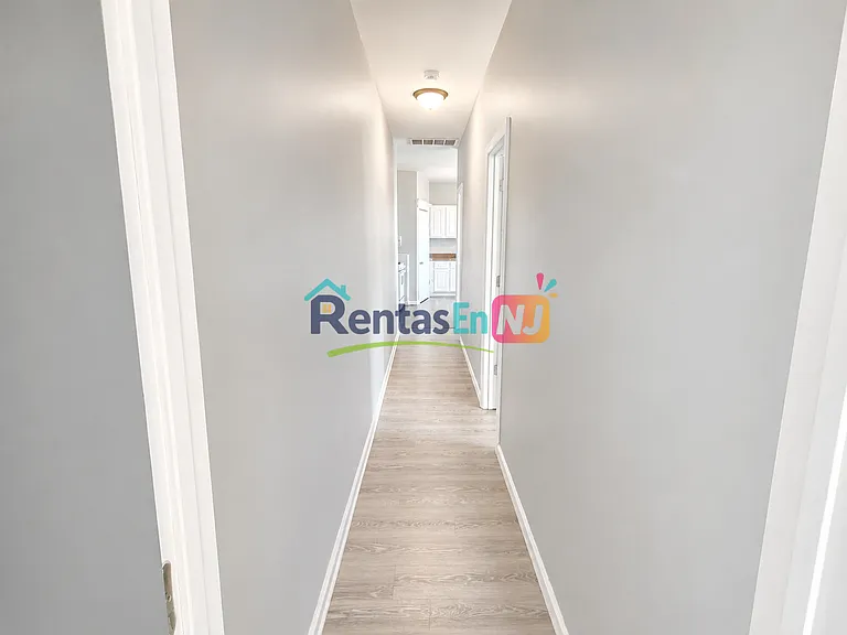 319 Coit St #6A — Photo 3
