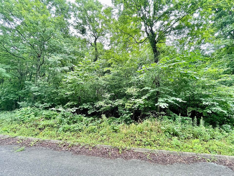 2nd image of 72 Andover Dr