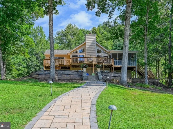 5500 Dogwood Tree Ln, Mineral, VA 23117