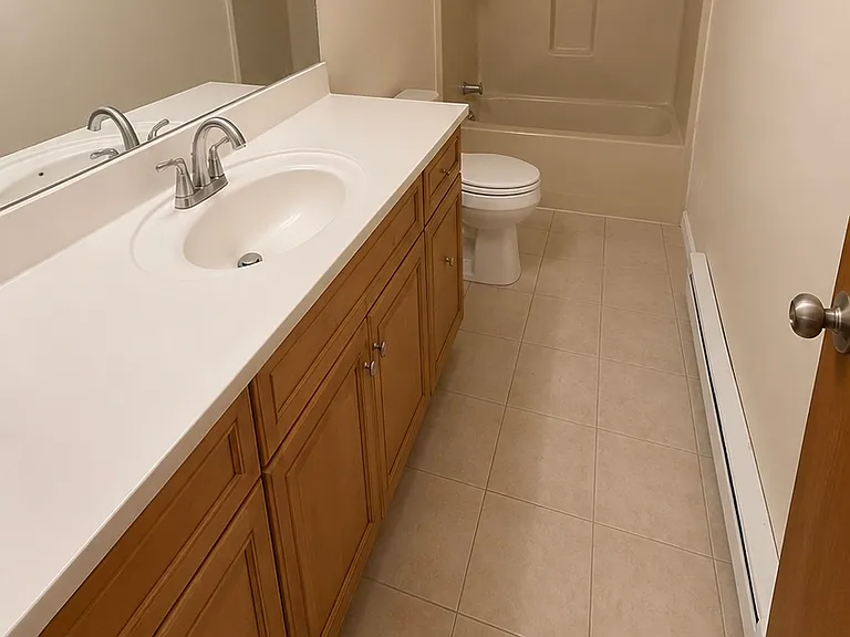 33 River St #5 — Photo 8