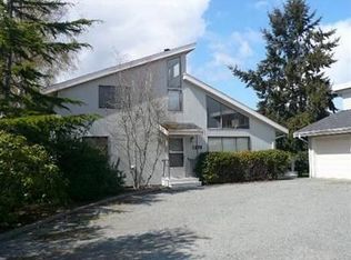 1376 Beach Dr, Camano Island, WA 98282
