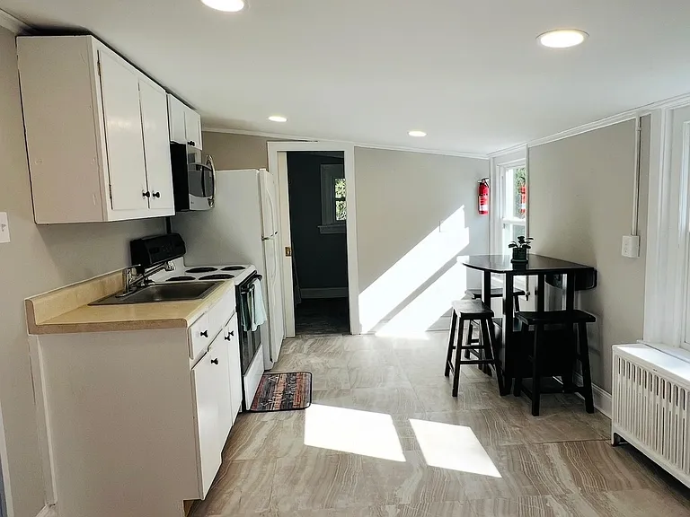 288 Hoffmansville Rd #B — Photo 2
