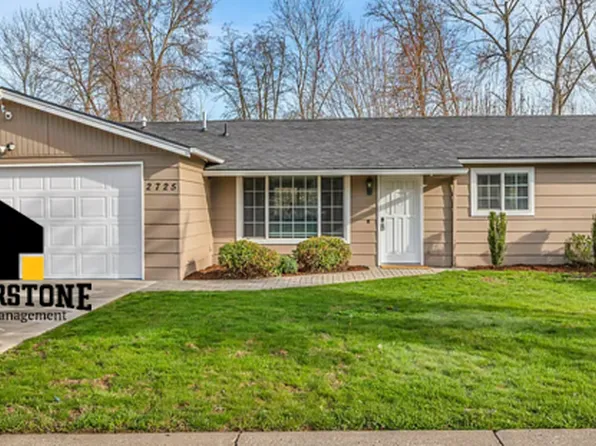 2725 Randolph St, Medford, OR 97504