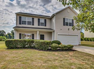 3704 Flatiron Ct, Greensboro, NC 27406