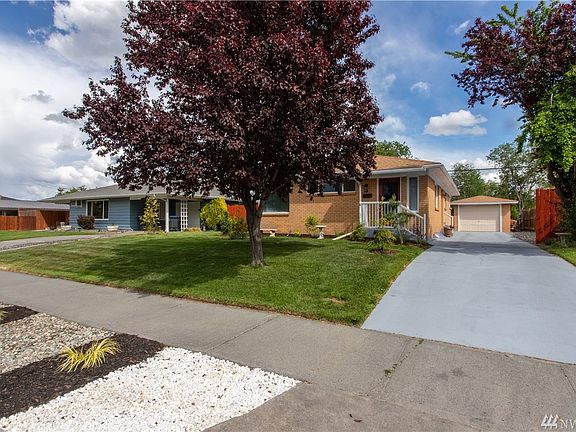 3rd image of 815 S Juniper Dr