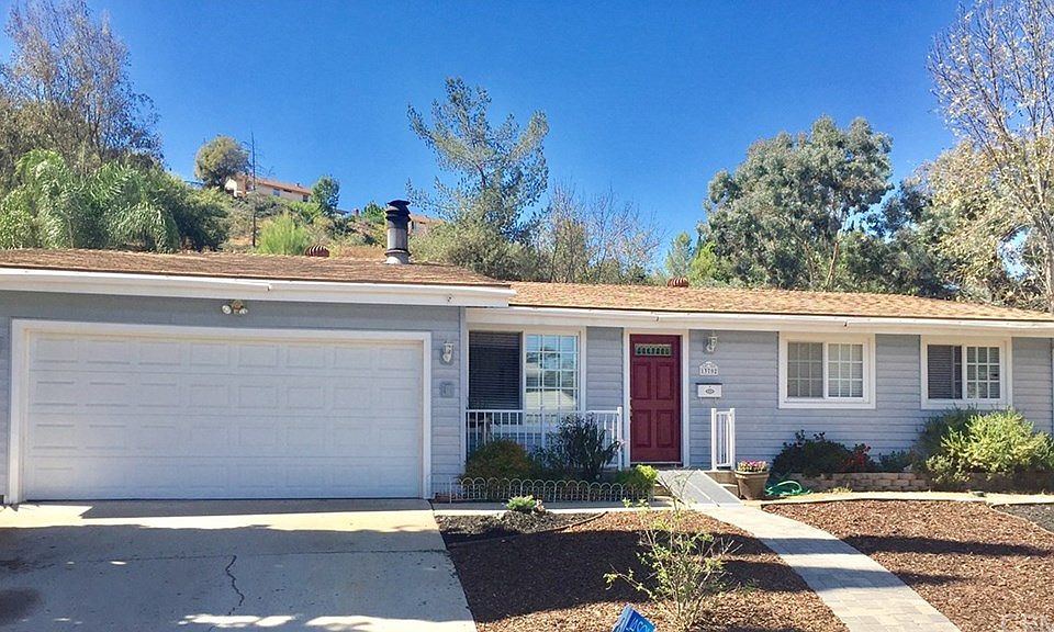 1st image of 13702 Silver Lake Dr