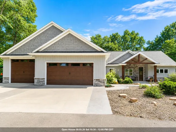 N2234 Old Mill Run, Waupaca, WI 54981