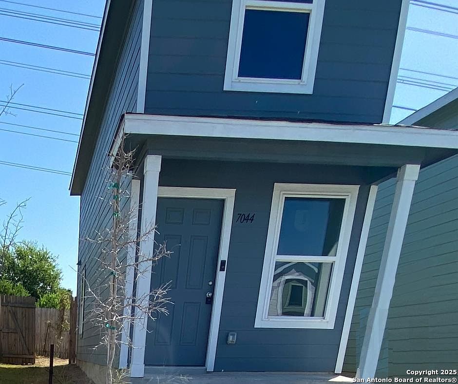 4bd169b788d249a25d2bcc98add977