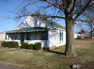 214 Mulberry St, Finley, TN 38030