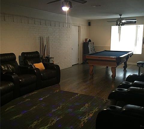 3rd image of 1713 Yorkshire Dr