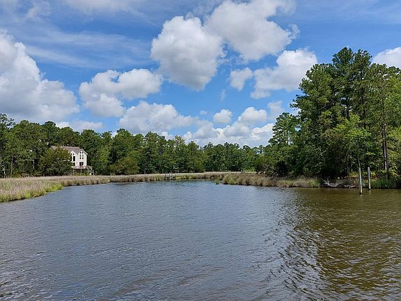 5th image of 106 Shore Drive E LOT 14
