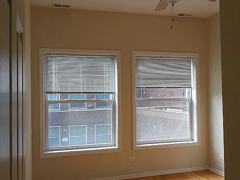964 E 62nd St #3C — Photo 3