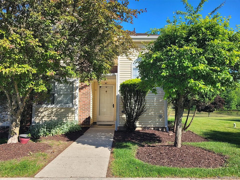 1st image of 40 Brick Pond Rd
